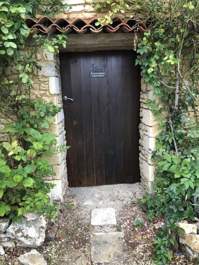 Blacksmiths Cottage In Blanzay - 3 Beds Exteriér fotografie